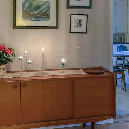 Stunning In With Kitchen