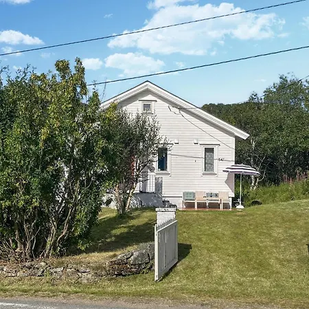 Stunning In With Kitchen *