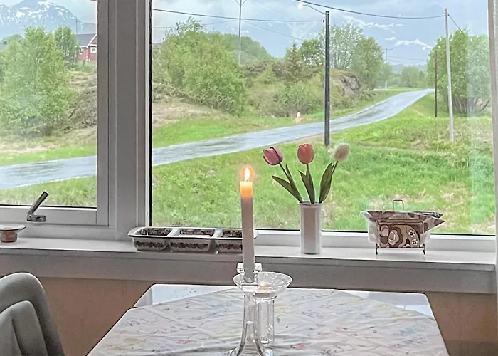 Stunning In With Kitchen